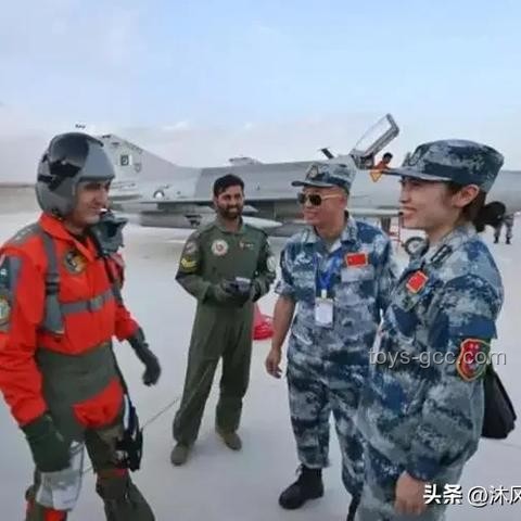 歼-10CE与同类战机对比分析：中国军工的崛起实证